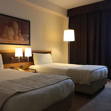 Plaza 4* Caserta