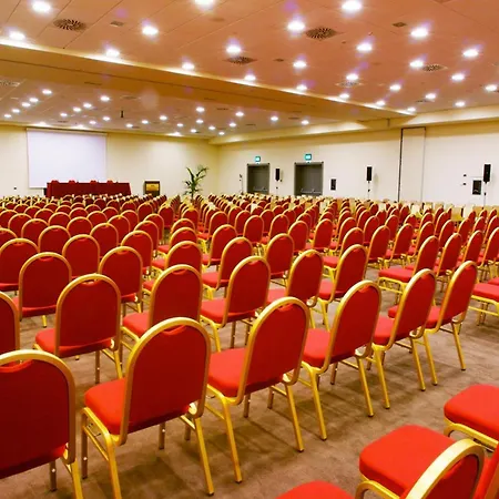 Hotel Plaza 4*