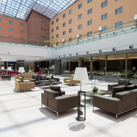 Plaza Hotel 4*